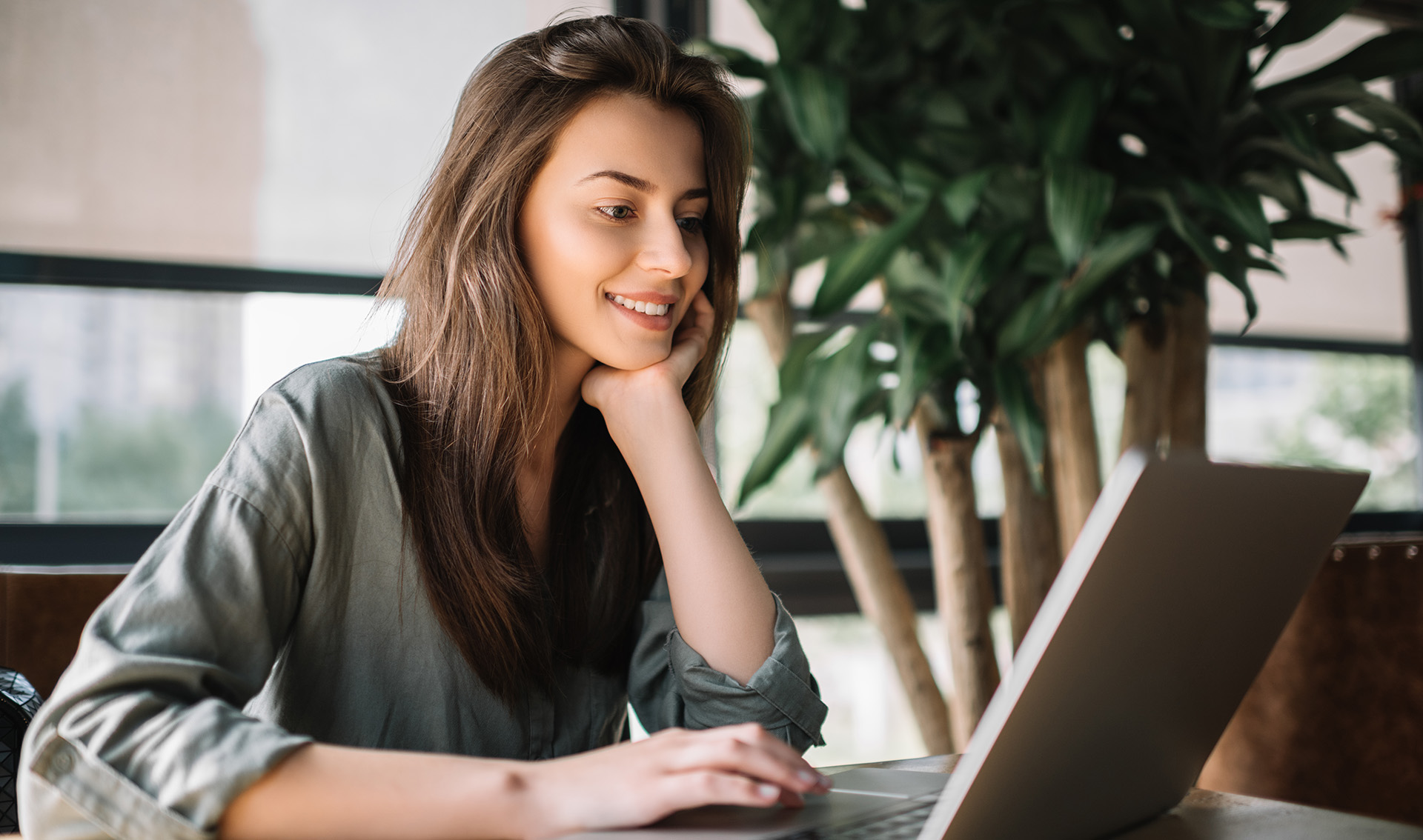 woman working on computer